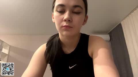 Emilia  or Emi online show from January 18, 2026, 6:44 pm