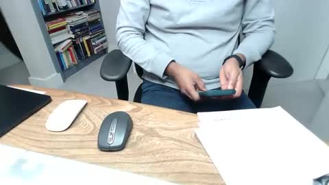 joeshades21 online show from February 6, 2026, 11:02 am