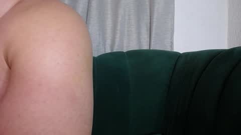 Snapshot of joeysexx1 chatting on January 14, 2025, 11:27 pm online show from January 14, 2025, 11:27 pm