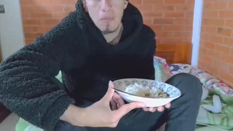 johan70nsexy online show from February 26, 2026, 4:11 am