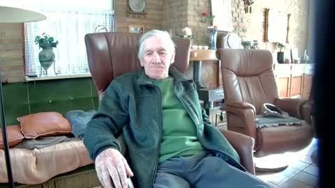 johan7 heet online show from December 8, 2024, 11:57 am