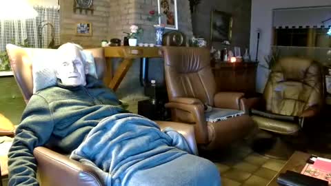 johan7 heet online show from December 19, 2024, 9:28 pm