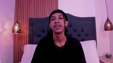 Johan  online show from May 6, 2026, 11:37 am