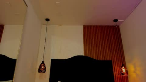 Johan  online show from May 8, 2026, 11:37 am