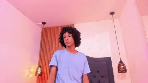 Johan  online show from June 3, 2026, 11:35 am