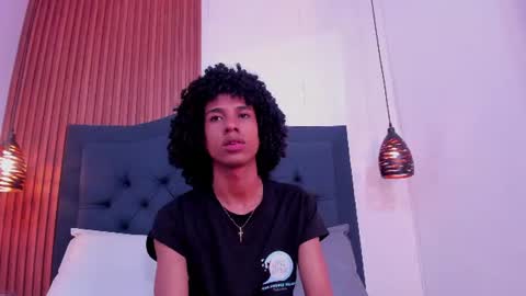 Johan  online show from July 4, 2026, 12:33 pm