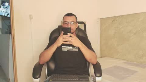 johan online show from February 2, 2026, 5:06 am