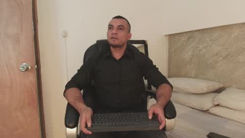 johan online show from March 30, 2026, 5:52 am