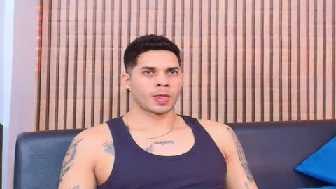 Snapshot of johan_speitzer chatting on February 22, 2026, 11:47 pm johan speitzer online show from February 22, 2026, 11:47 pm