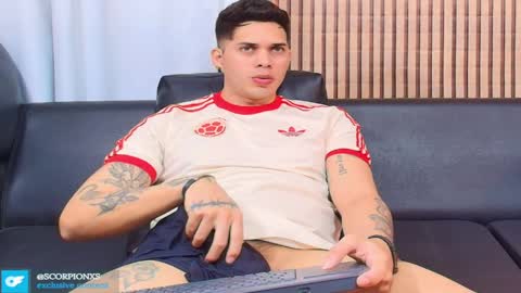 Snapshot of johan_speitzer chatting on March 27, 2026, 8:19 pm johan speitzer online show from March 27, 2026, 8:19 pm