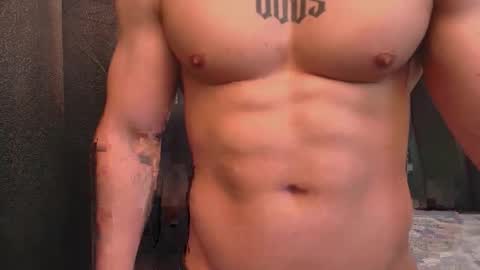 Johan Williams online show from May 4, 2026, 11:34 pm