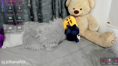 Snapshot of johana_fox_ chatting on December 18, 2024, 8:25 pm johana fox online show from December 18, 2024, 8:25 pm