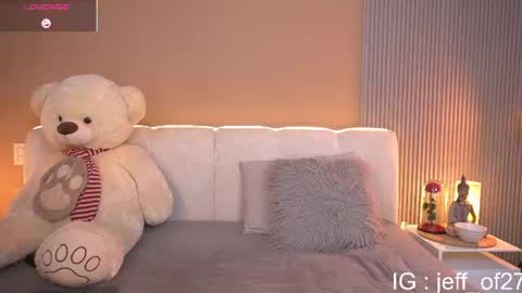 johana fox online show from July 21, 2026, 9:28 pm