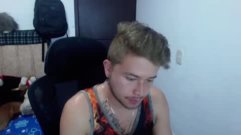 Snapshot of johanleonsweetboy chatting on October 2, 2025, 9:33 pm JOHAN independient model online show from October 2, 2025, 9:33 pm