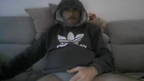 Snapshot of johannsen7733 chatting on December 3, 2024, 7:32 am johannsen7733 online show from December 3, 2024, 7:32 am