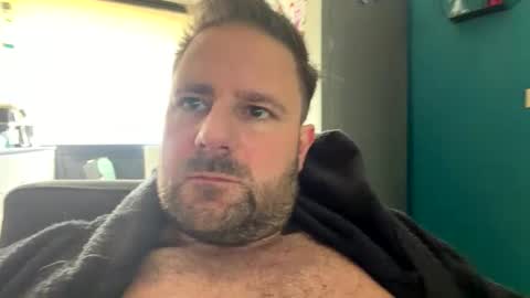 john281985 online show from May 10, 2026, 6:18 am