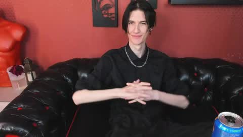 Snapshot of john__strong chatting on June 6, 2026, 2:44 pm john__strong online show from June 6, 2026, 2:44 pm