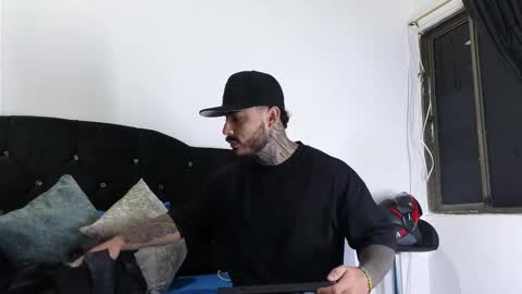 John  online show from October 9, 2025, 10:57 am