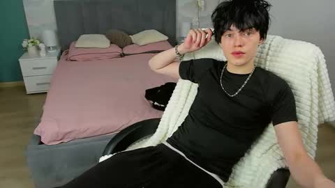 John online show from September 13, 2025, 9:58 pm