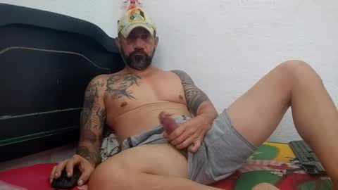 Snapshot of john_balthor chatting on December 31, 2024, 5:18 pm   online show from December 31, 2024, 5:18 pm