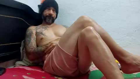 Snapshot of john_balthor chatting on January 14, 2025, 4:04 am   online show from January 14, 2025, 4:04 am