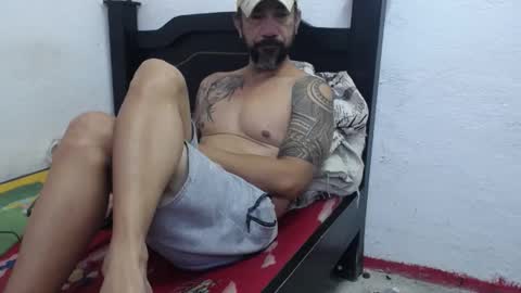 Snapshot of john_balthor chatting on February 7, 2025, 2:37 pm   online show from February 7, 2025, 2:37 pm