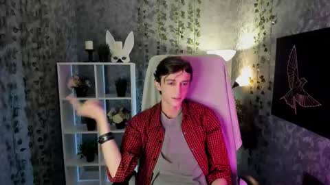 Snapshot of john_weasley chatting on October 30, 2025, 8:27 am John online show from October 30, 2025, 8:27 am