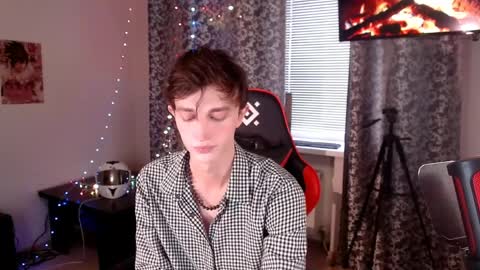 Snapshot of john_winx chatting on April 4, 2026, 12:46 pm john_winx online show from April 4, 2026, 12:46 pm