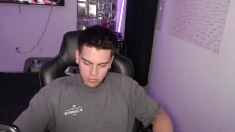 JAXX online show from May 5, 2026, 3:58 am