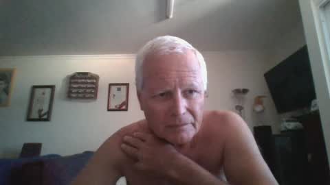 johndesnudado online show from July 6, 2026, 10:45 am