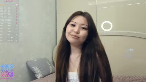 Snapshot of johnettawillemsen chatting on April 2, 2026, 5:21 pm Marana online show from April 2, 2026, 5:21 pm