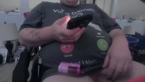 johnfernandez784 online show from June 29, 2026, 10:15 am