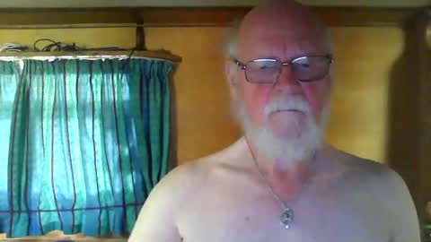 johnjuly1948 online show from June 9, 2026, 9:32 am