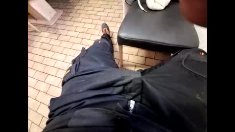 Snapshot of johnlong25cm chatting on December 27, 2024, 11:28 am johnlong25cm online show from December 27, 2024, 11:28 am