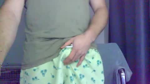 Snapshot of johnny61600 chatting on August 7, 2026, 12:12 am Lovenitwet69 online show from August 7, 2026, 12:12 am