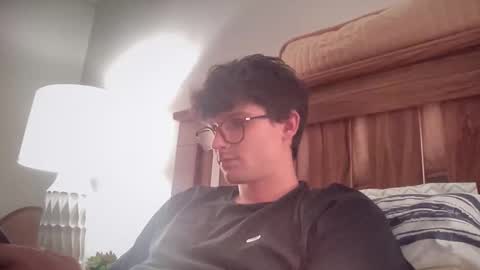 Johnny online show from October 15, 2025, 4:12 am