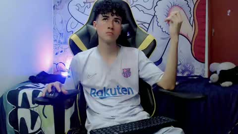 johnny_cagee online show from December 15, 2024, 6:18 am