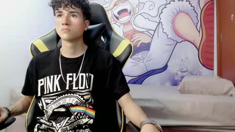 johnny_cagee online show from January 5, 2025, 3:00 am