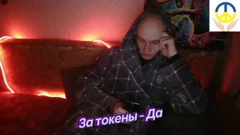 Snapshot of johnny_positive chatting on February 17, 2025, 12:32 am Johnny online show from February 17, 2025, 12:32 am