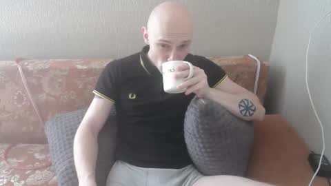 Snapshot of johnny_positive chatting on March 12, 2025, 10:26 am Johnny online show from March 12, 2025, 10:26 am