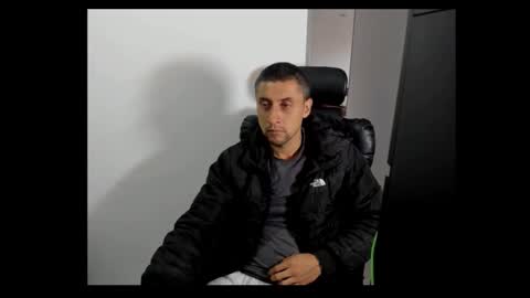 Snapshot of johnny_seens1 chatting on November 9, 2025, 9:24 pm Johnny online show from November 9, 2025, 9:24 pm