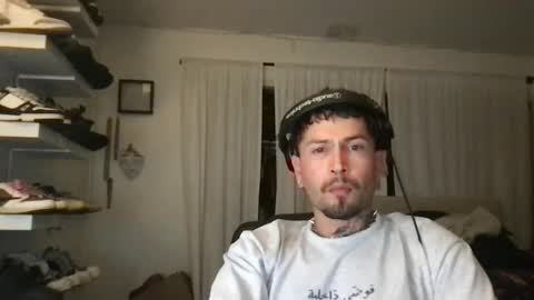 Snapshot of johnnydeep66 chatting on December 22, 2024, 9:00 am JohnnyDeep66 online show from December 22, 2024, 9:00 am