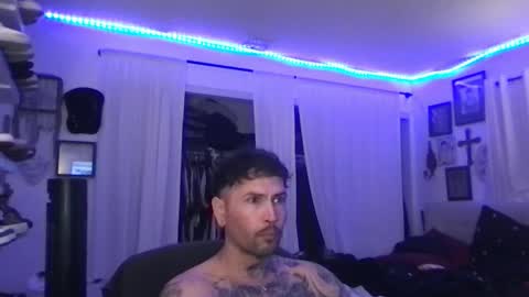 Snapshot of johnnydeep66 chatting on October 1, 2025, 7:58 am JohnnyDeep66 online show from October 1, 2025, 7:58 am