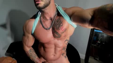 Johnnystrongarms                 online show from October 29, 2025, 3:20 am