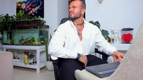 JOHNNY online show from November 7, 2025, 2:11 am