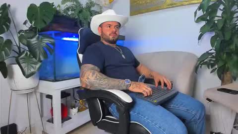 JOHNNY online show from March 1, 2026, 2:02 am