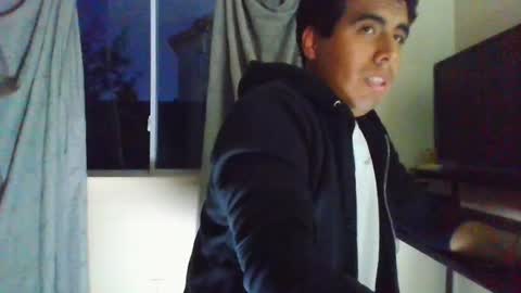 johnnyleos online show from June 22, 2026, 11:40 am