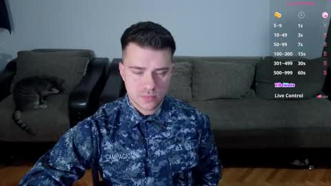 Snapshot of johnnylove21 chatting on November 1, 2025, 8:22 pm Johnny online show from November 1, 2025, 8:22 pm