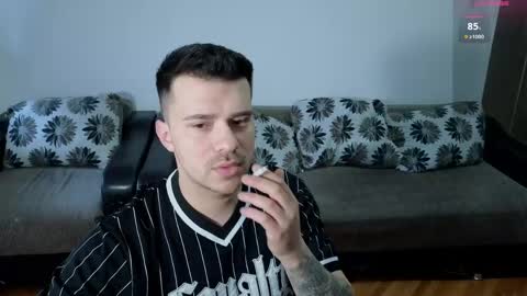 Snapshot of johnnylove21 chatting on March 20, 2026, 1:49 pm Johnny online show from March 20, 2026, 1:49 pm