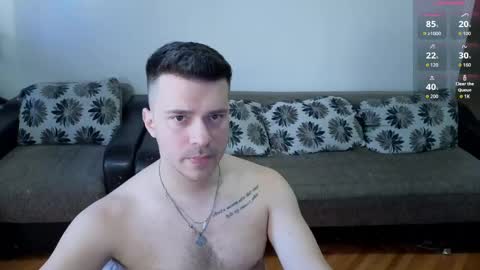Snapshot of johnnylove21 chatting on April 7, 2026, 2:39 pm Johnny online show from April 7, 2026, 2:39 pm